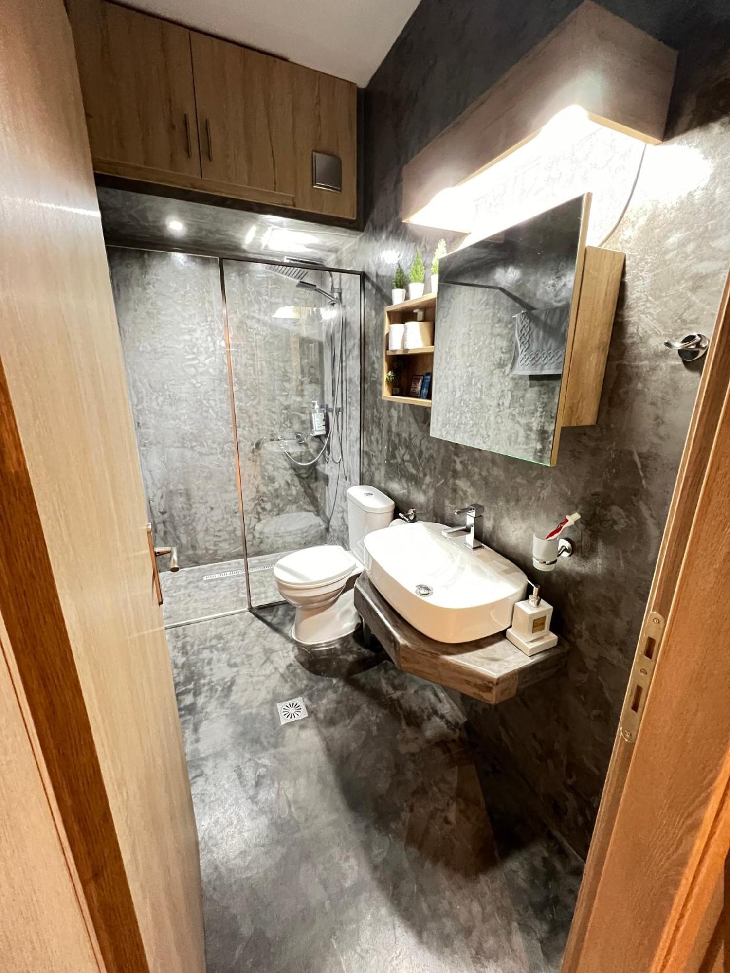 Modern Apartment In The Heart Of The City Alexandroupoli Eksteriør billede