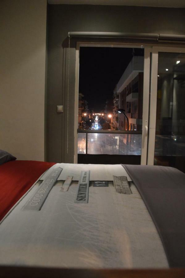 Modern Apartment In The Heart Of The City Alexandroupoli Eksteriør billede