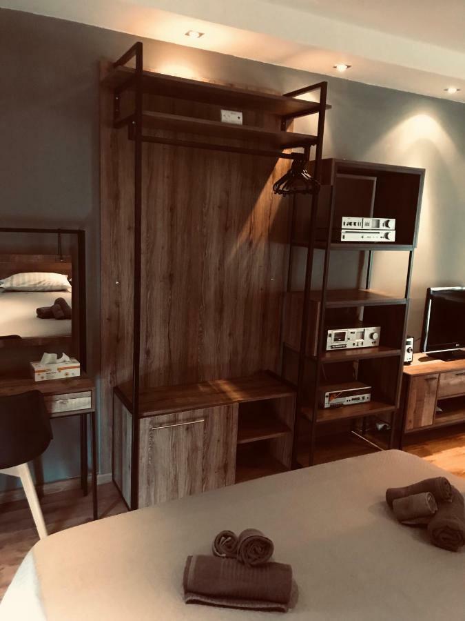 Modern Apartment In The Heart Of The City Alexandroupoli Eksteriør billede